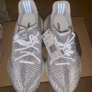 NWT 💯Authentic Yeezy boost 350 V2 Static